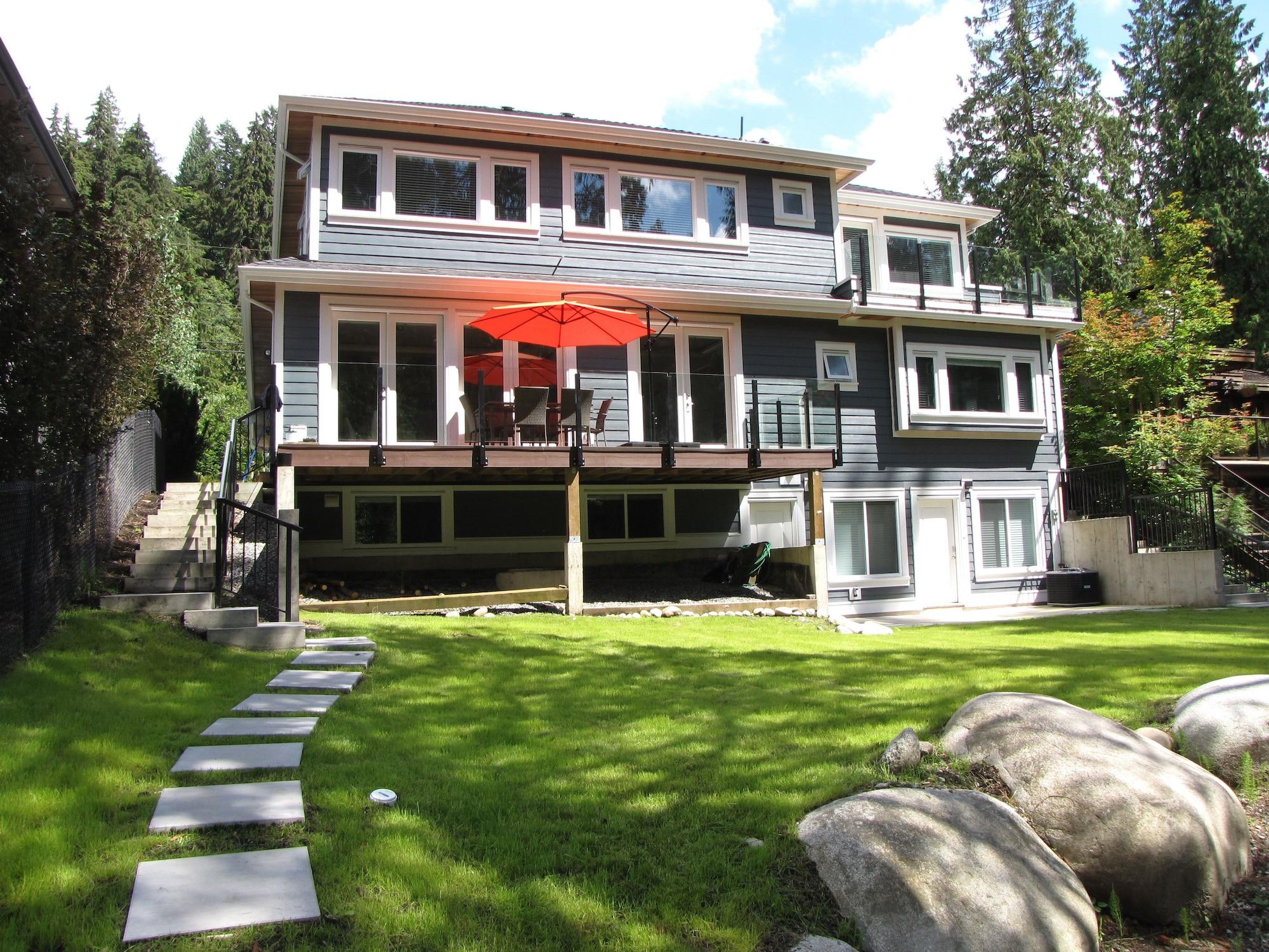 Varios Riverfront Bed and Breakfast