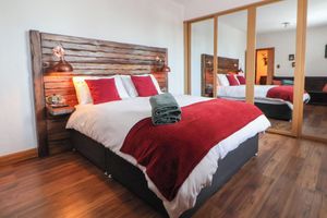 Alquiler Vacacional - Monastery Hall