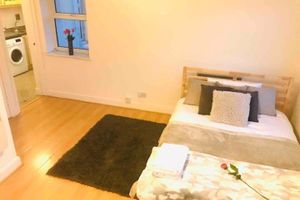 Alquiler Vacacional - Aston Henry James…Cosy studio 5 mins walk to Maidenhead centre...