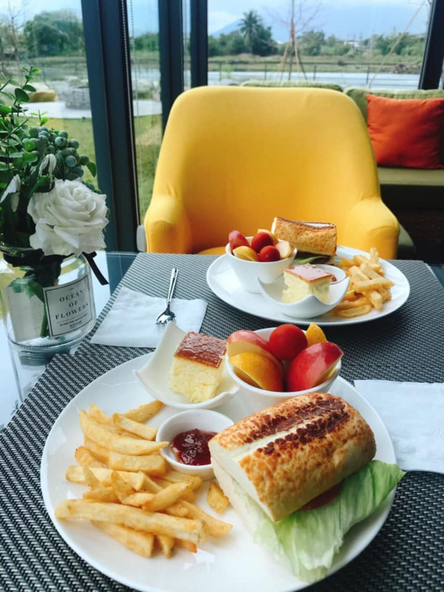 Restaurant Follow the Cloud B&B