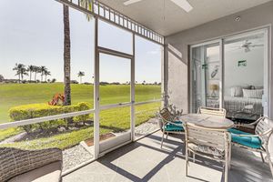 Alquiler Vacacional - Overlooking 10th Fairway 2 Free Rounds of Golf