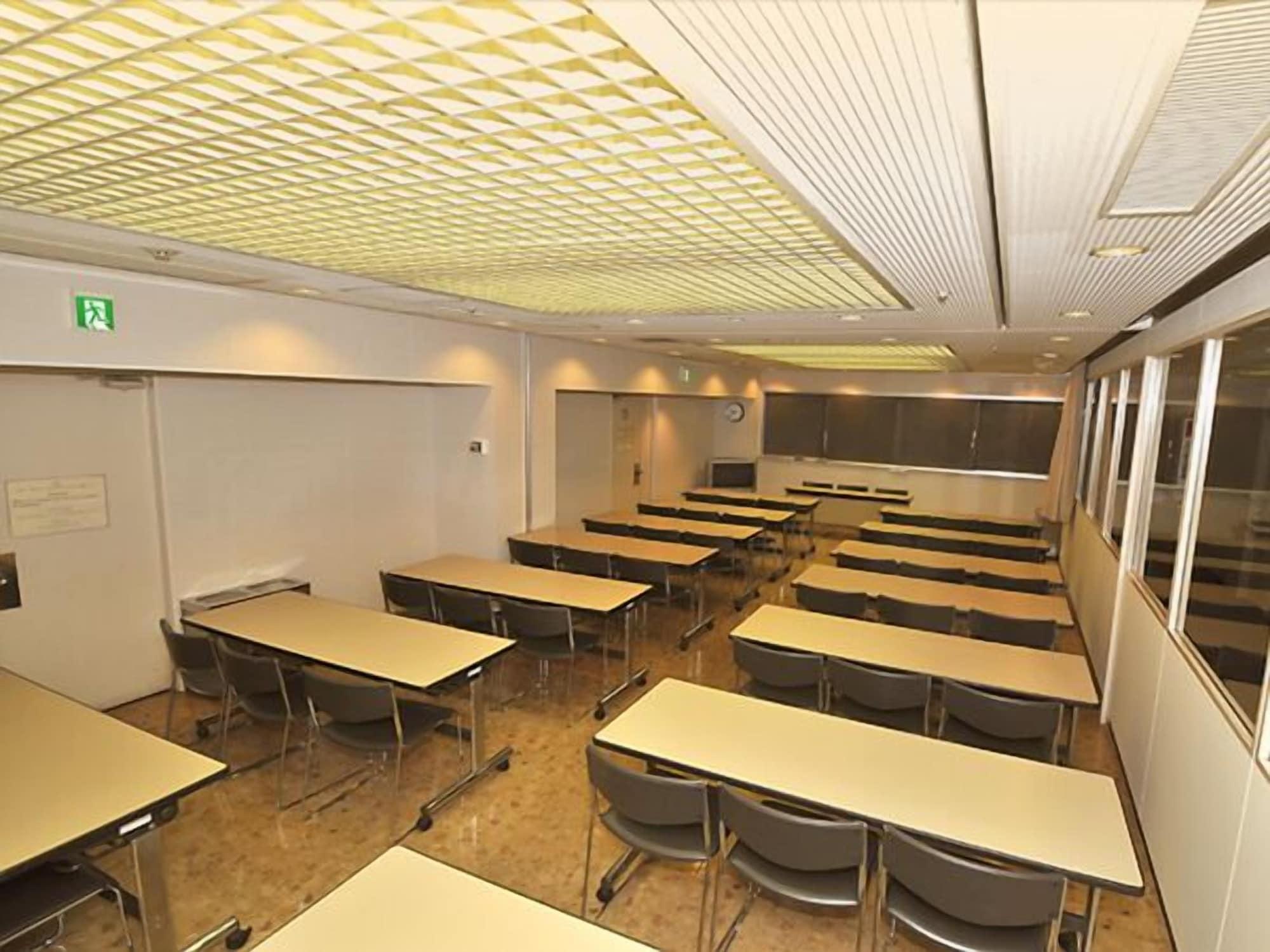 Sala de Reuniones Tokyo Central Youth Hostel