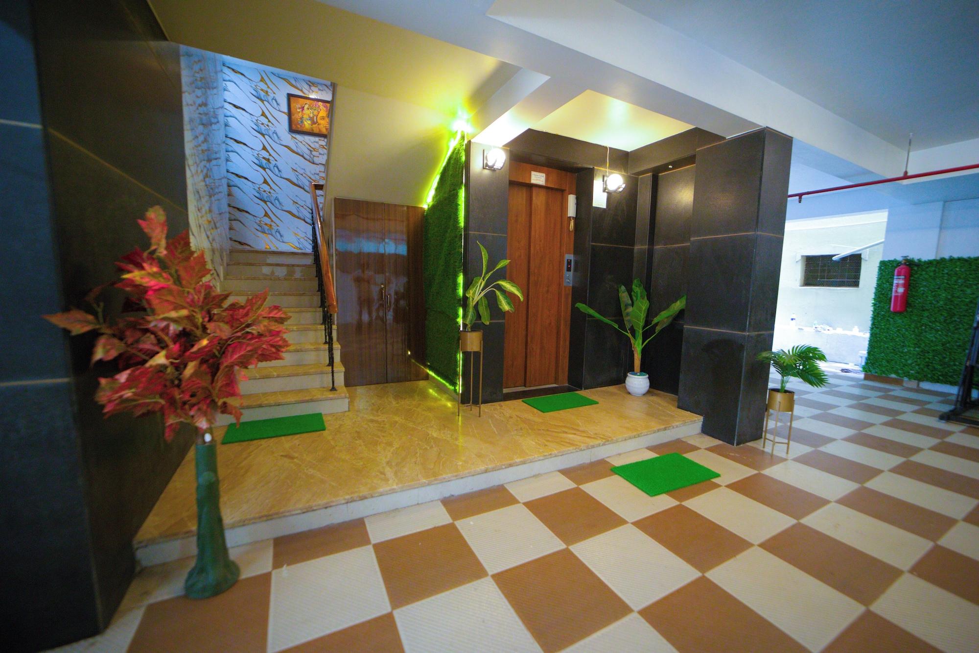 Vista Lobby Sri Sai Surguru Residency