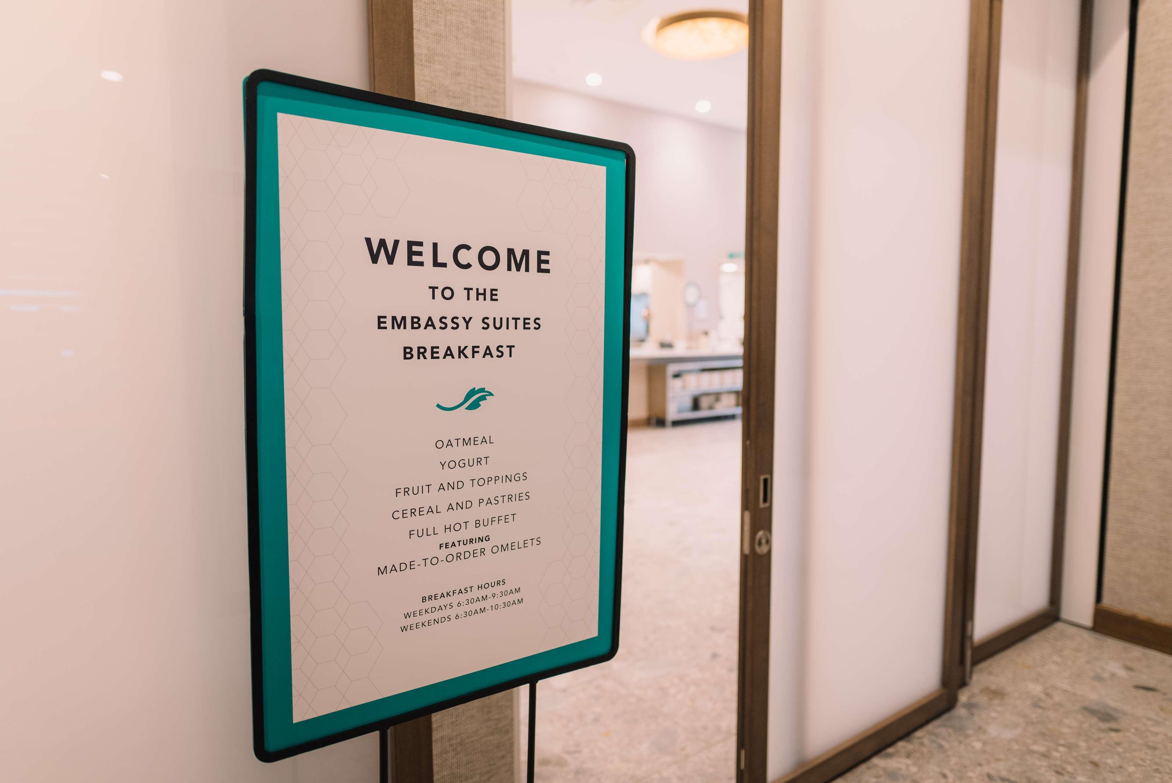 Restaurant Embassy Suites By Hilton Gatlinburg Resort