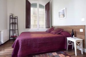 Alquiler Vacacional - Acomodis great location right in El Born old town 4 air conditioners 6 ppl max.!