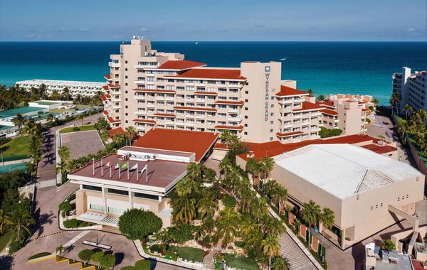 Family 3 Bedroom Ocean Villa By Wyndham Grand Cancun - Hoteles cerca de Laguna Nichupté en Cancún
