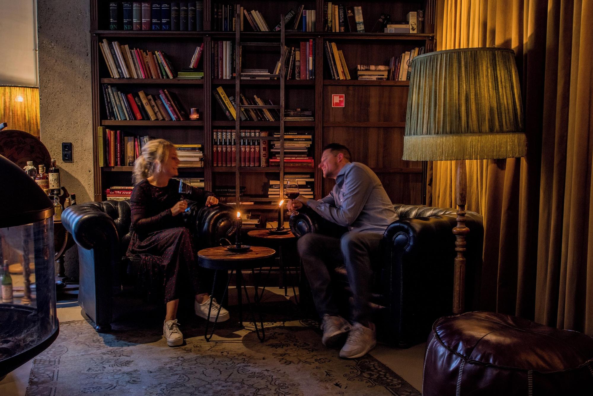 Bar/Salón Hotel V Nesplein