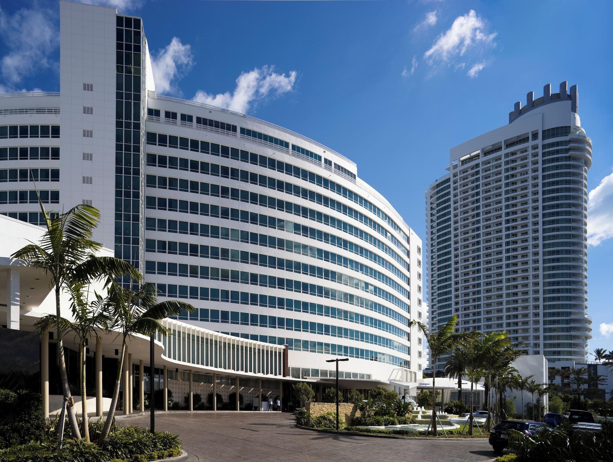 Vista Exterior Fontainebleau Miami Beach