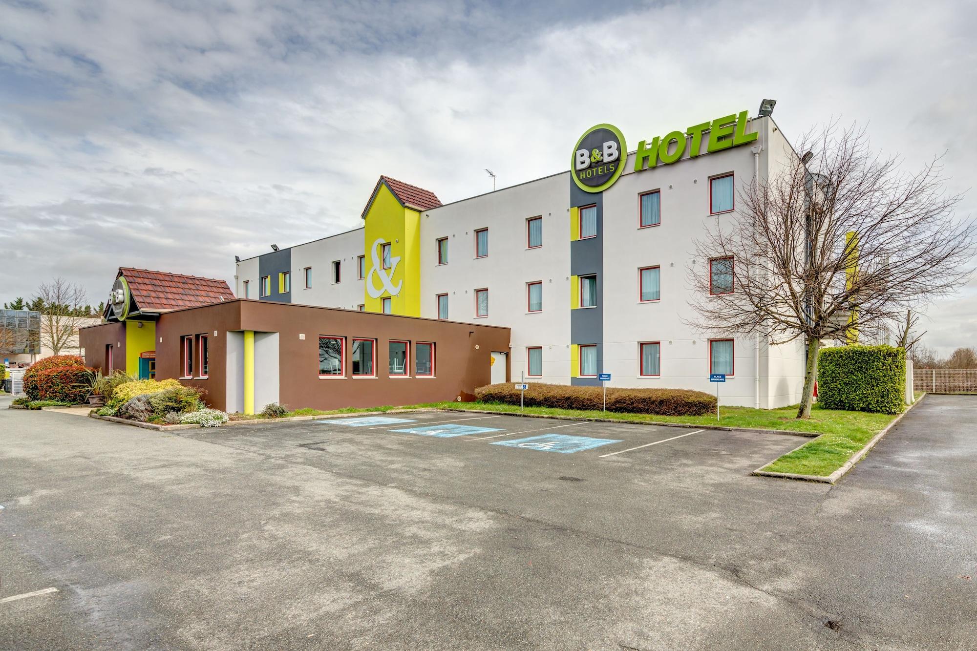 Vista Exterior B&B HOTEL Goussainville CDG