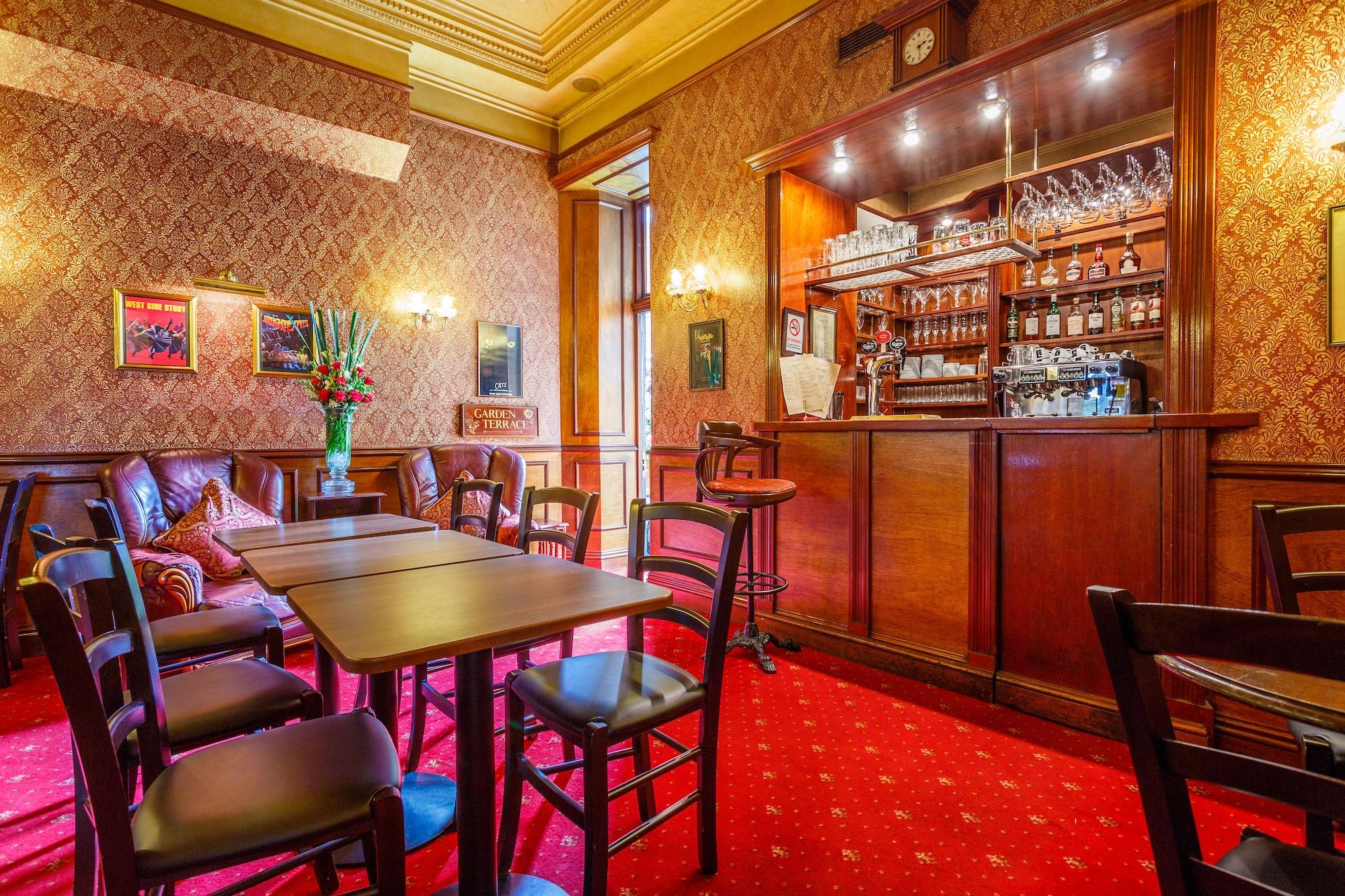 Bar/Salón London Elizabeth Hotel