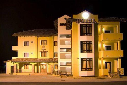 Vista Exterior Hotel Duca di Calabria