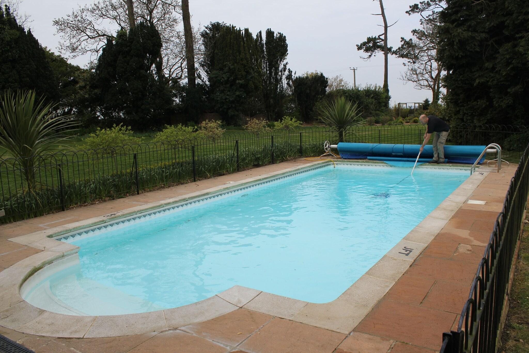 Vista Piscina The Dower House Hotel