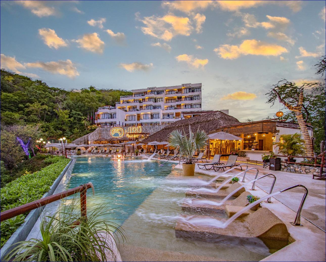 Vista Exterior Nirú Ocean Suites By Binniguenda