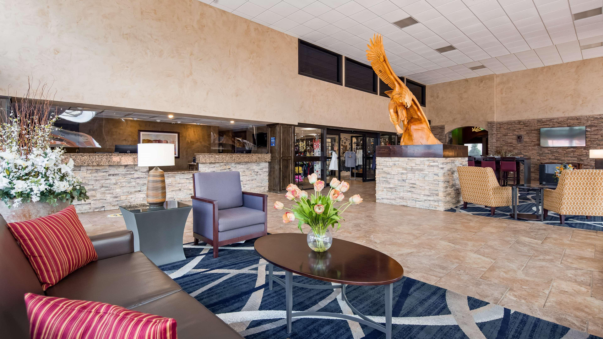 Vista Lobby Best Western Plus Raton Hotel