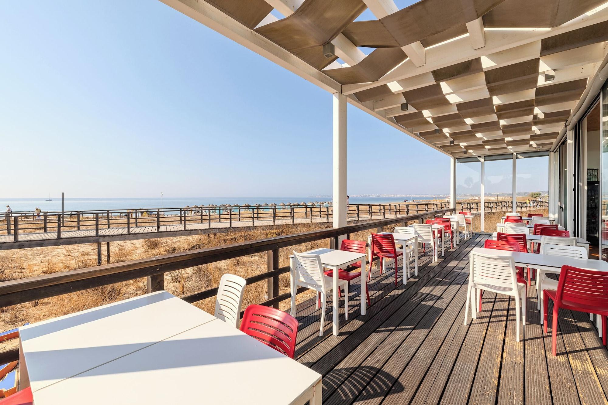 Vista Exterior Pestana Alvor South Beach, Premium Suite Hotel