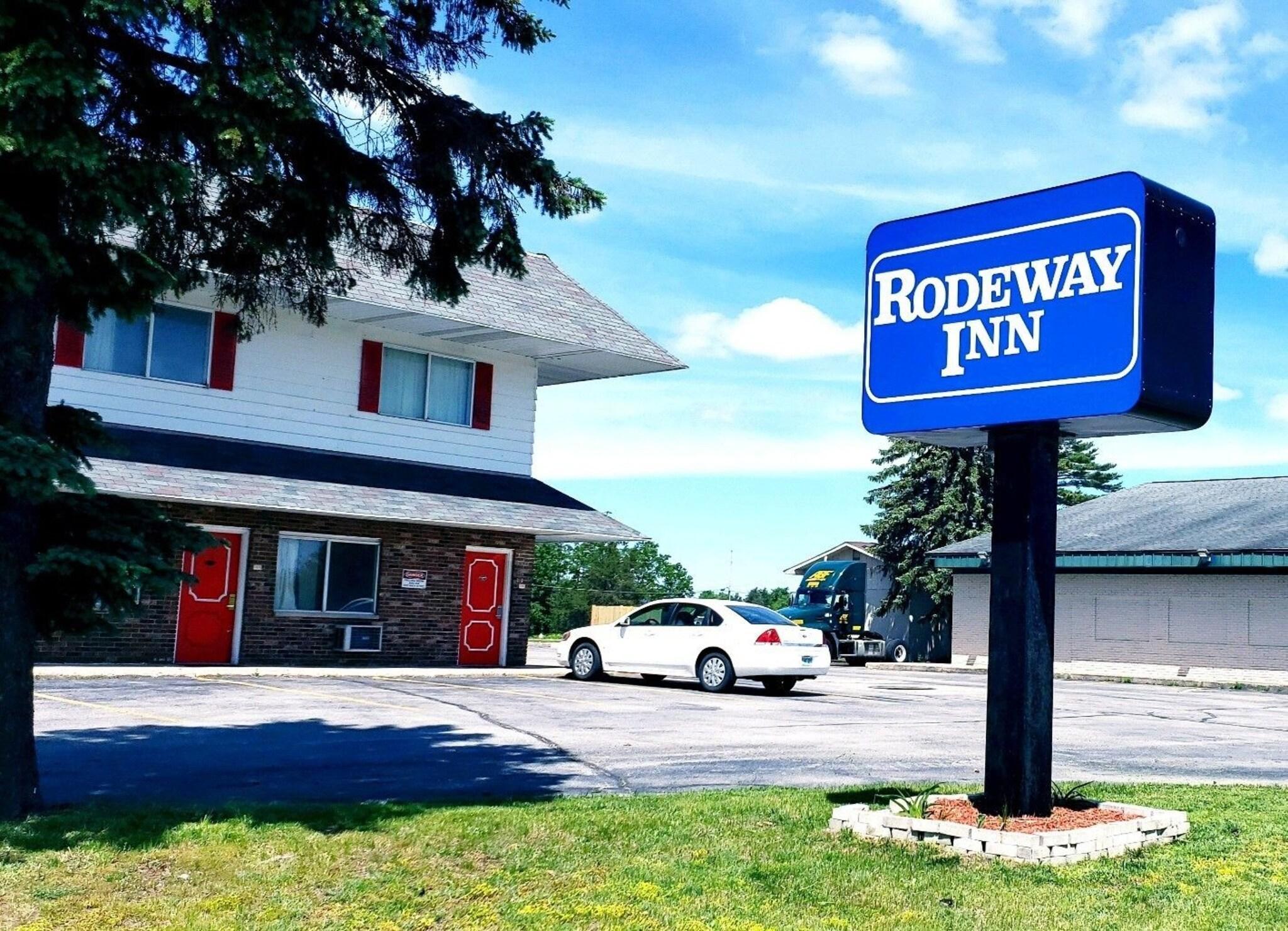 Vista Exterior Rodeway Inn Kalkaska