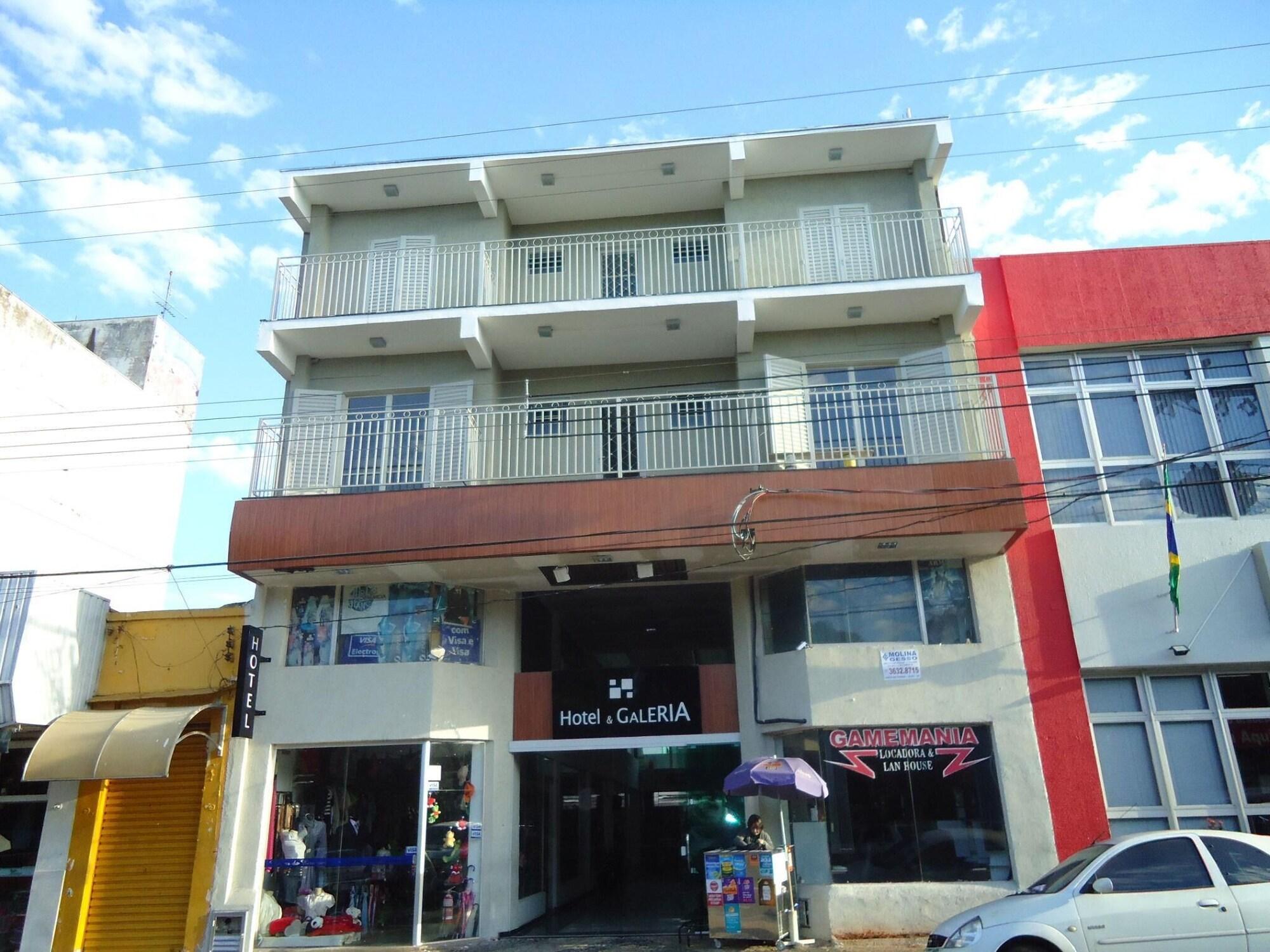 Vista Exterior Hotel Galeria