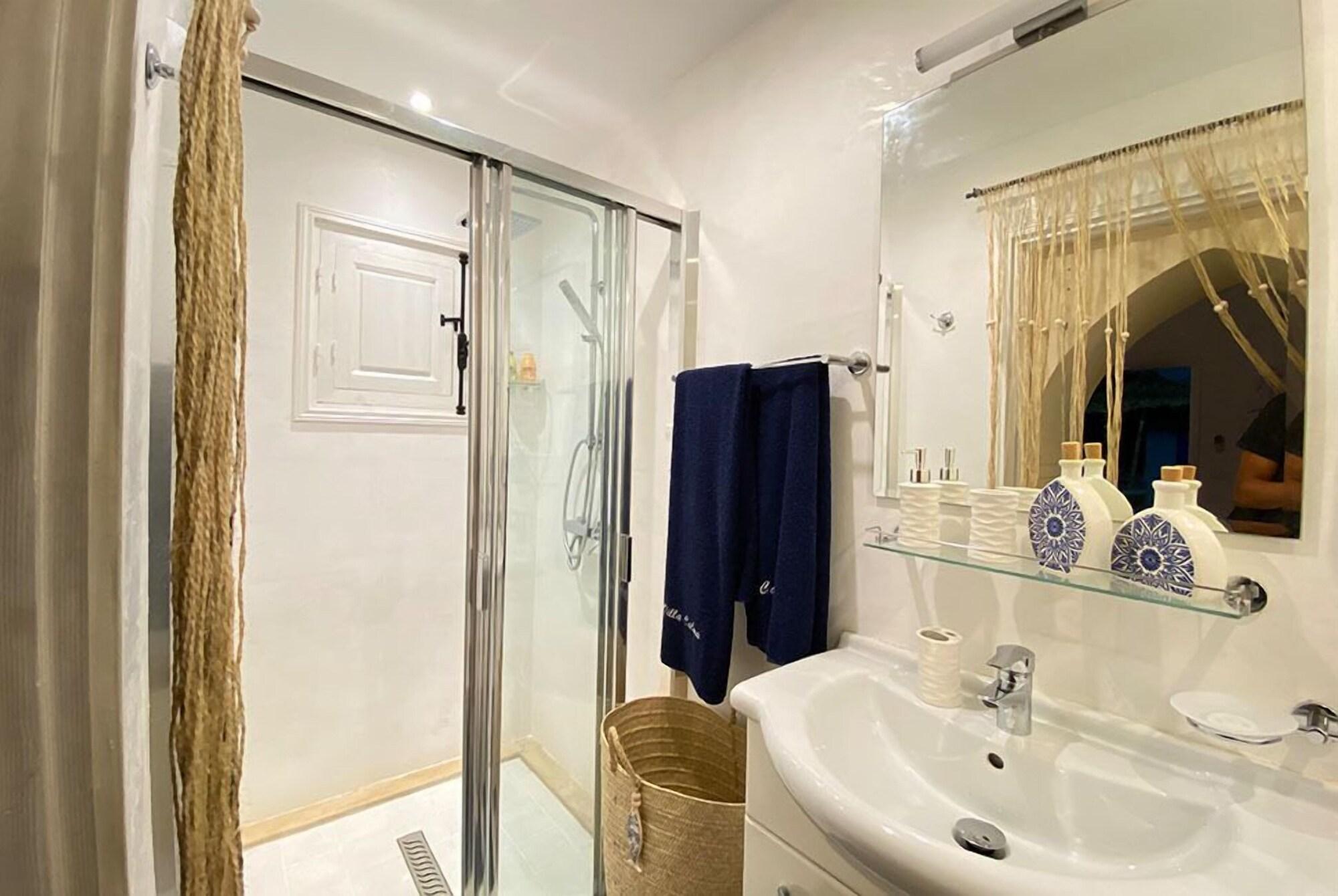 Equipamiento de Habitación Villa Calma