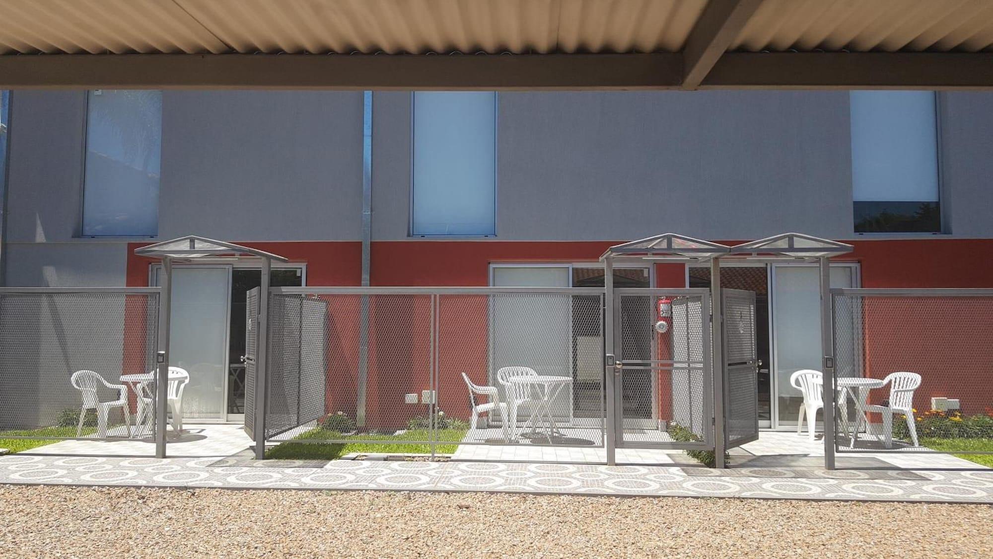 Vista Exterior Lugones