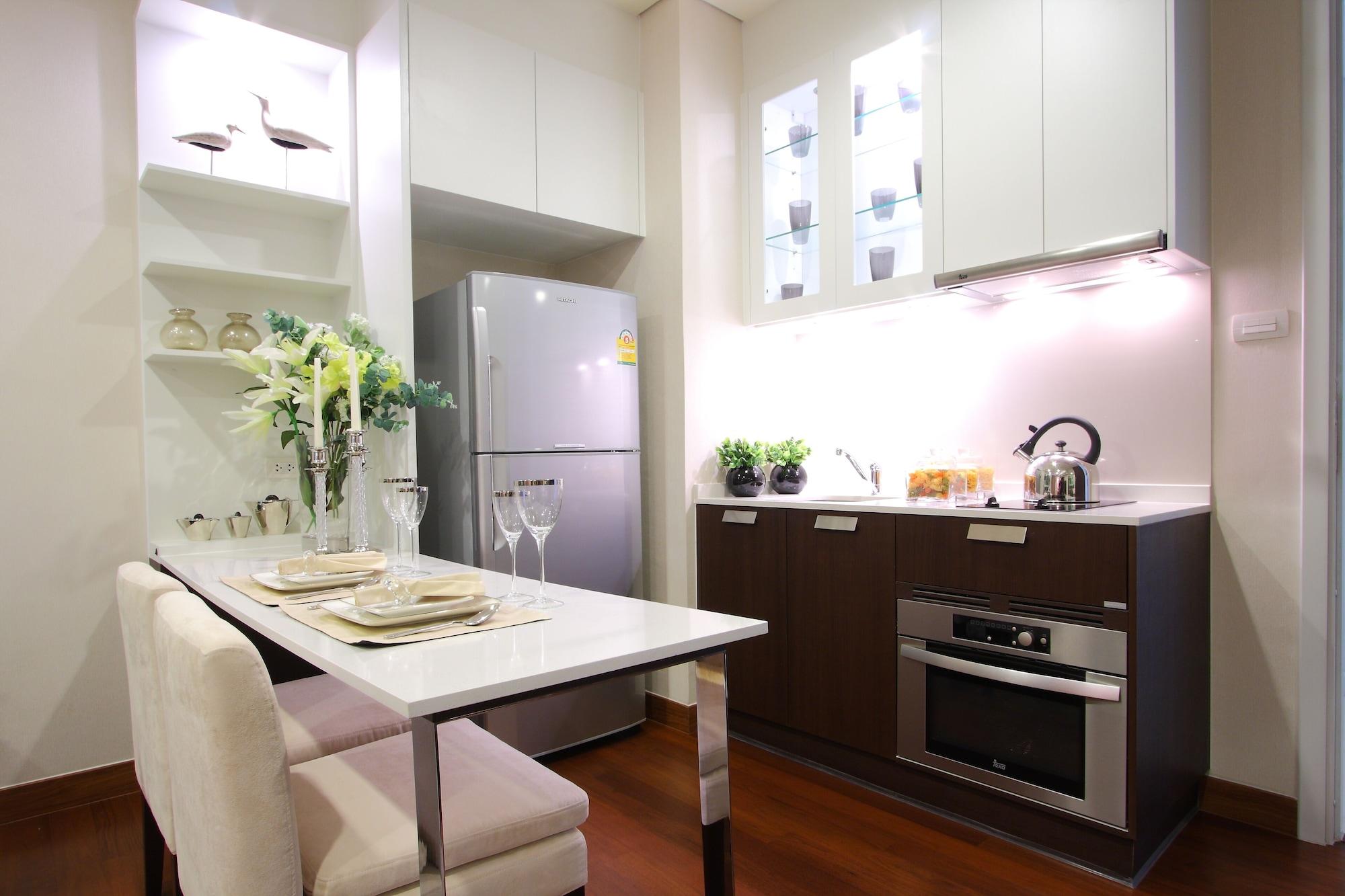 Equipamiento de Habitación IVY THONGLOR 55