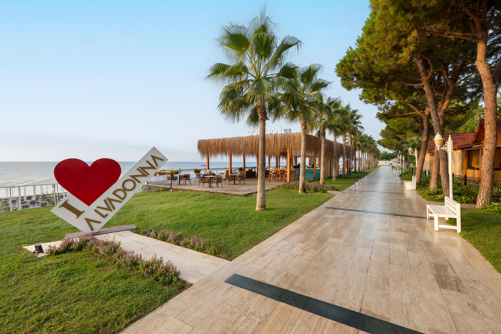 Bar/Salón Dobedan World Palace Ex Alva Donna