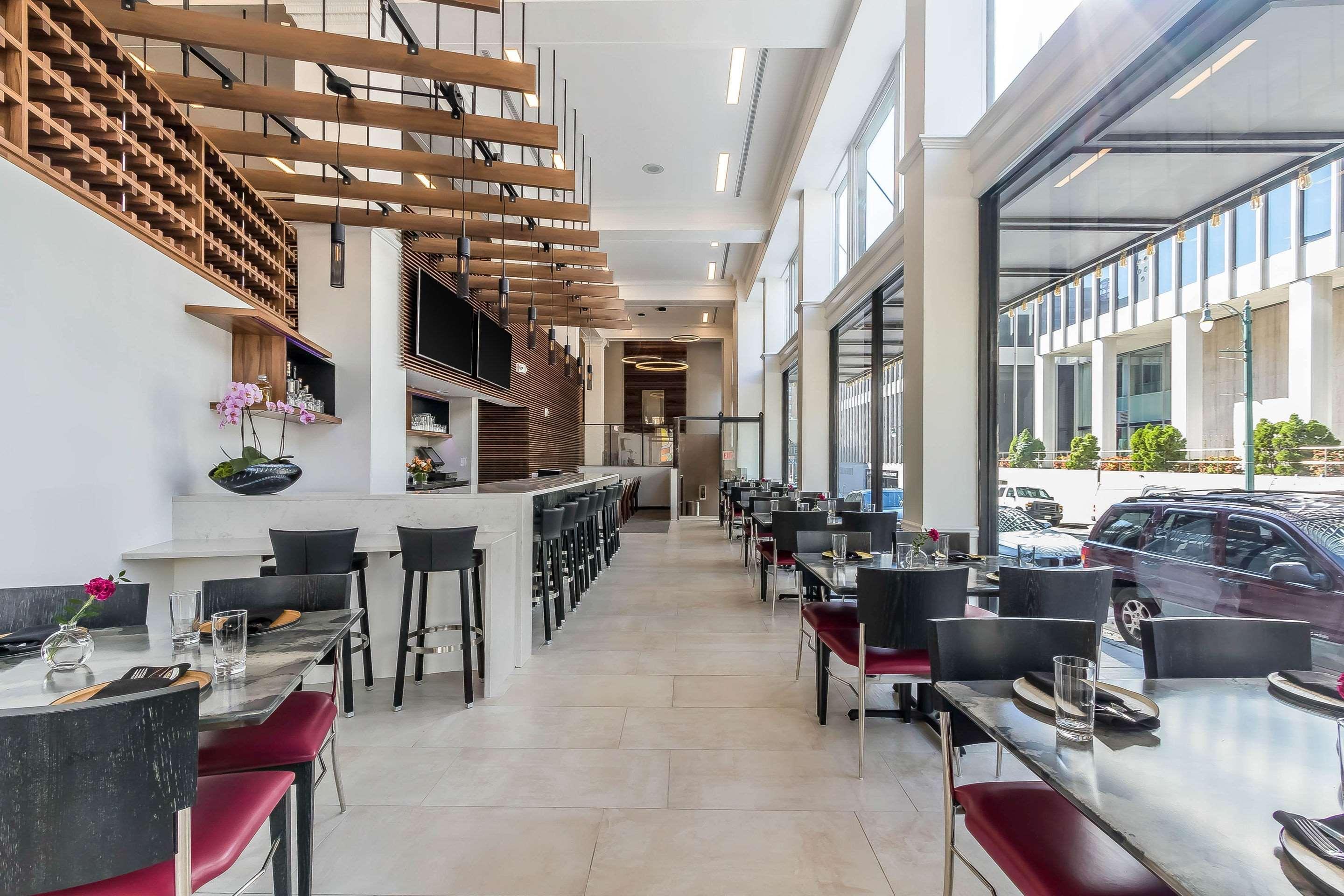 Restaurant voco Hotel Napoleon Memphis by IHG