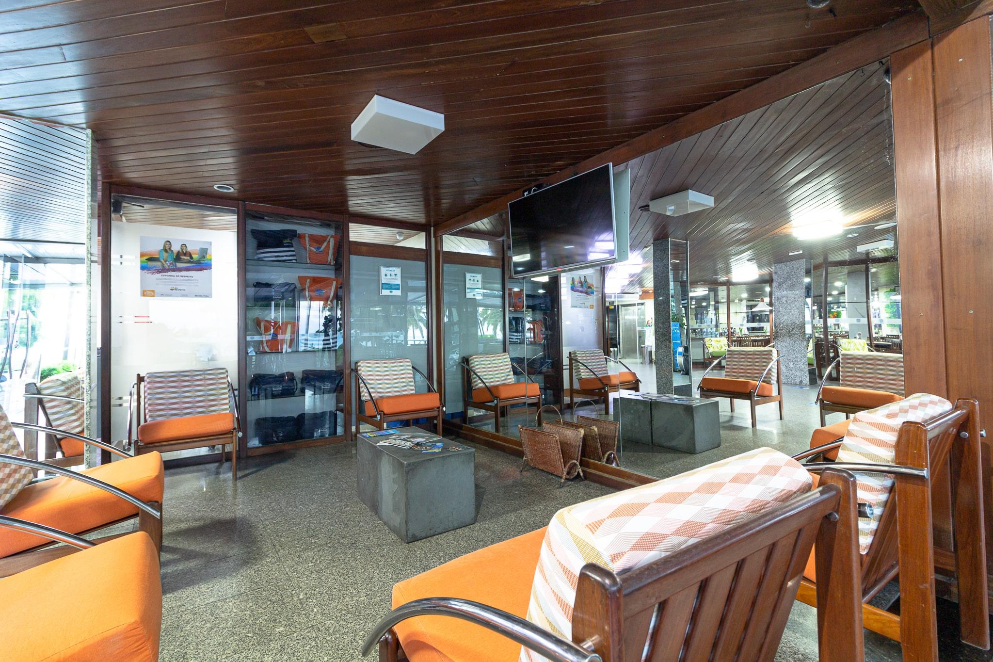 Vista Lobby Littoral Hotel