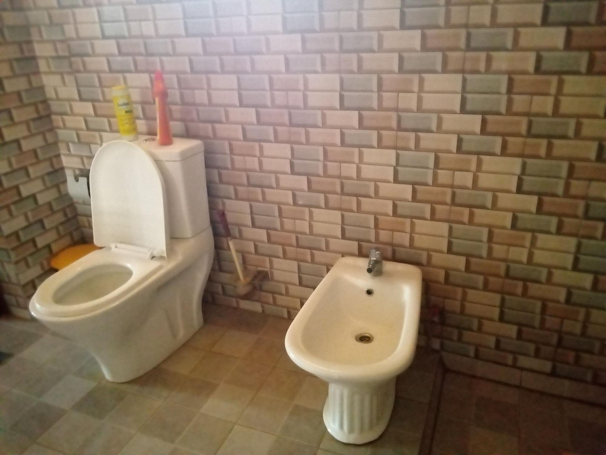 Equipamiento de Habitación The Secret Inn Guest House Nyamata