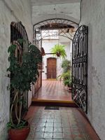 Alojamiento - Hostal Lluvia de Oro