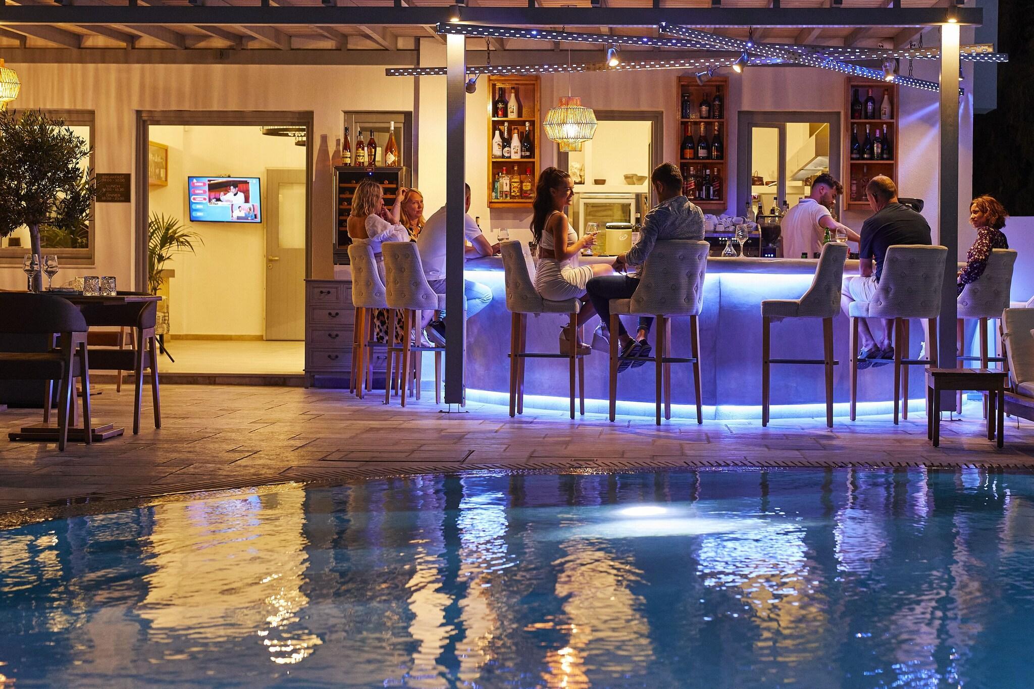 Bar/Salón Amara Suites Santorini