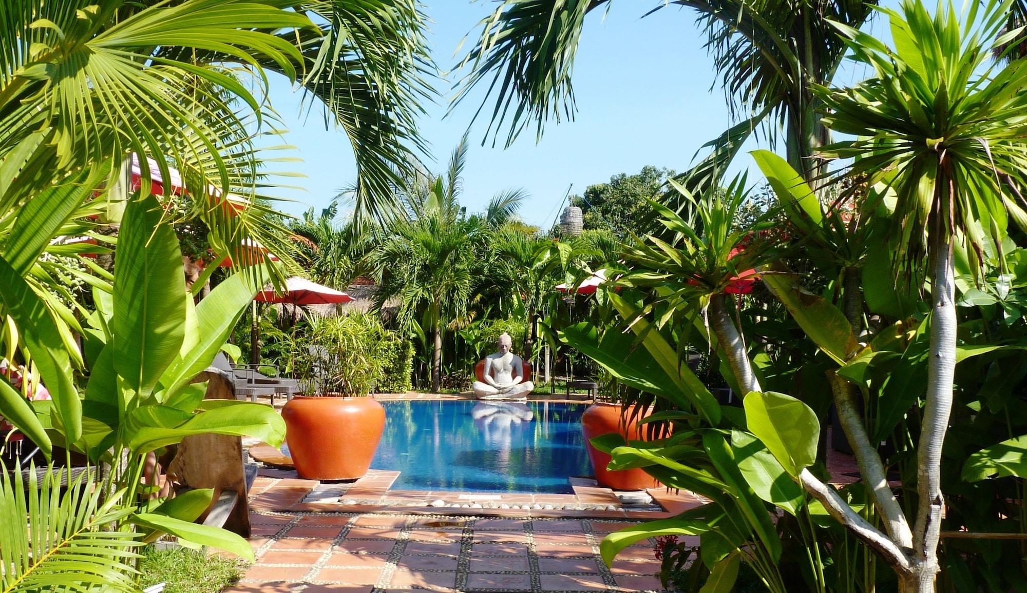 Vista Exterior Raingsey Bungalow