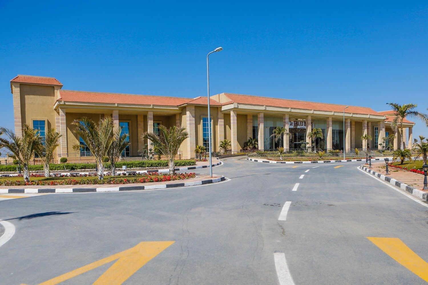 Vista Exterior Tolip El Fairouz