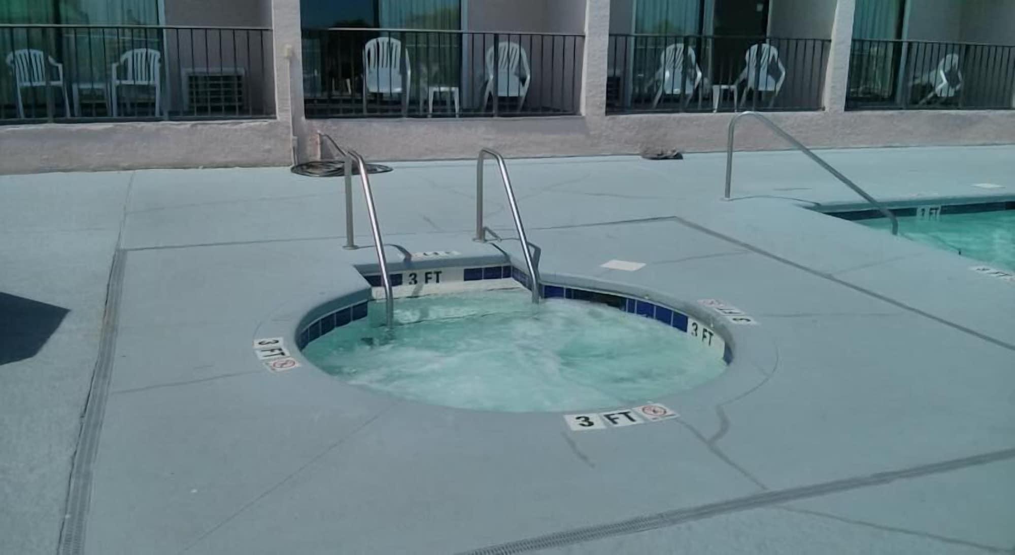 Spa Tropical Seas Hotel