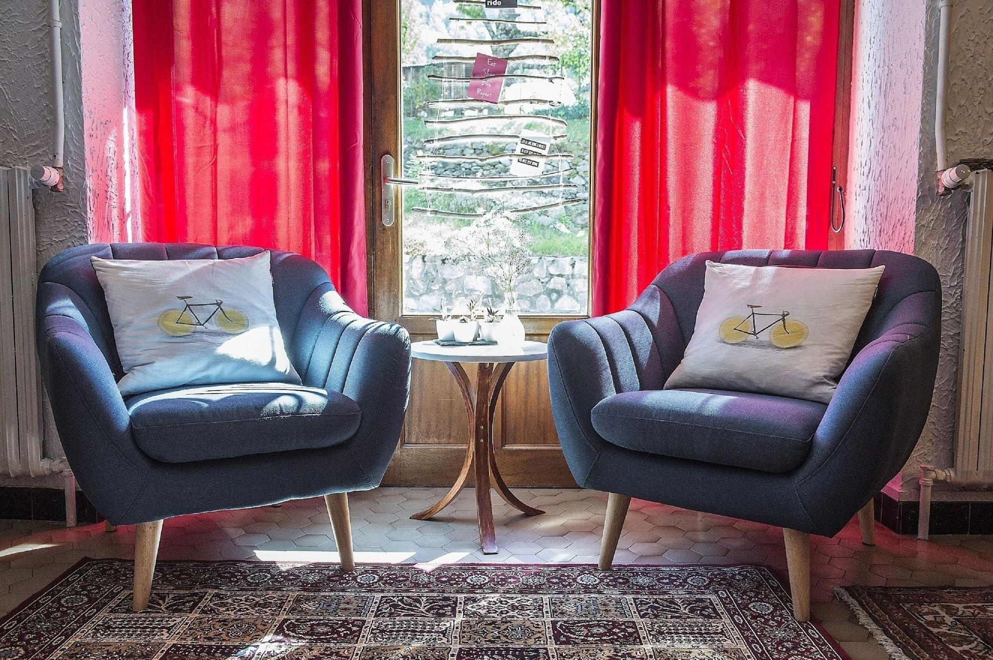 Bar/Salón Le Cassini