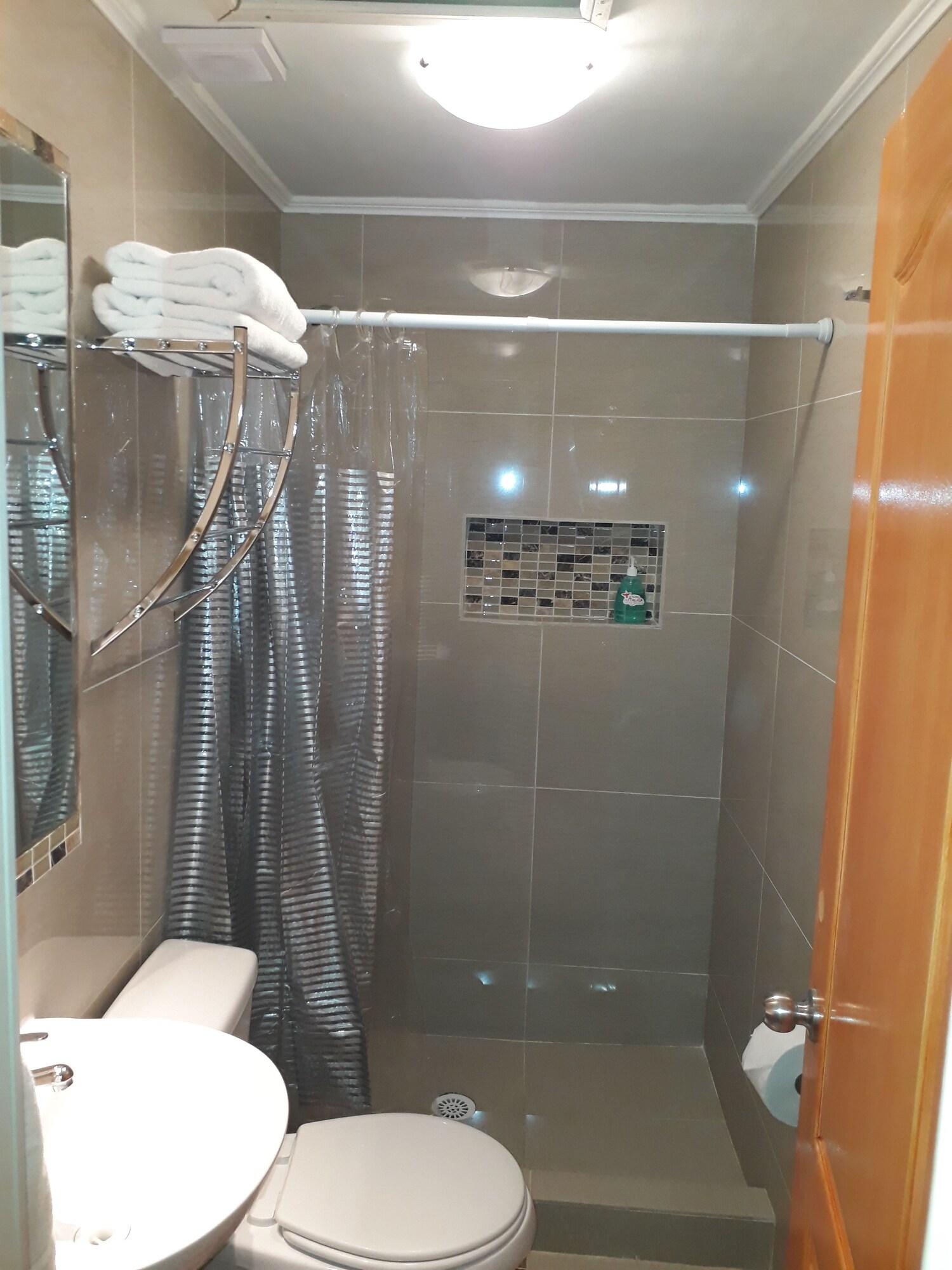 Equipamiento de Habitación Hostal del Aguila