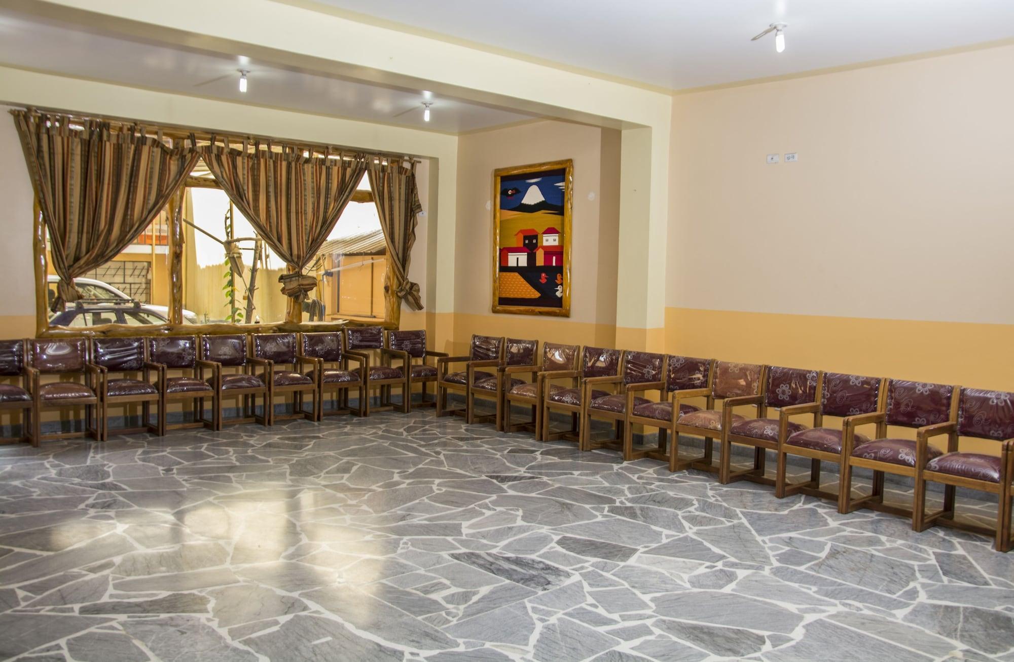 Sala de Reuniones Hostal Santa Fe 1