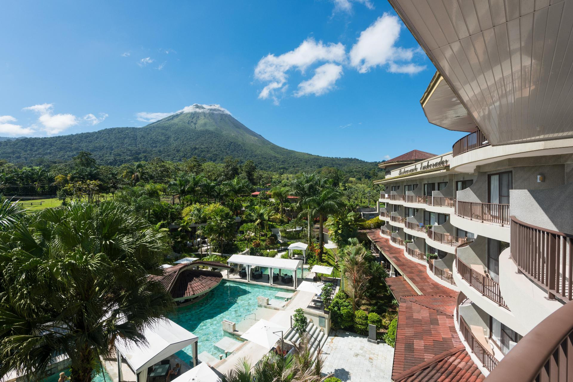 Vista Exterior The Royal Corin Thermal Water Spa & Resort - Adults Only