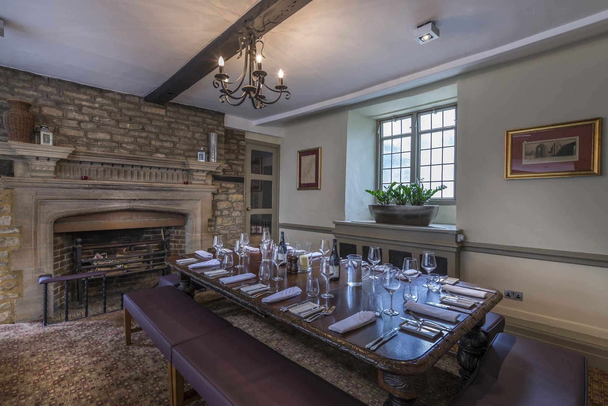 Restaurant The Talbot Hotel, Oundle, Northamptonshire