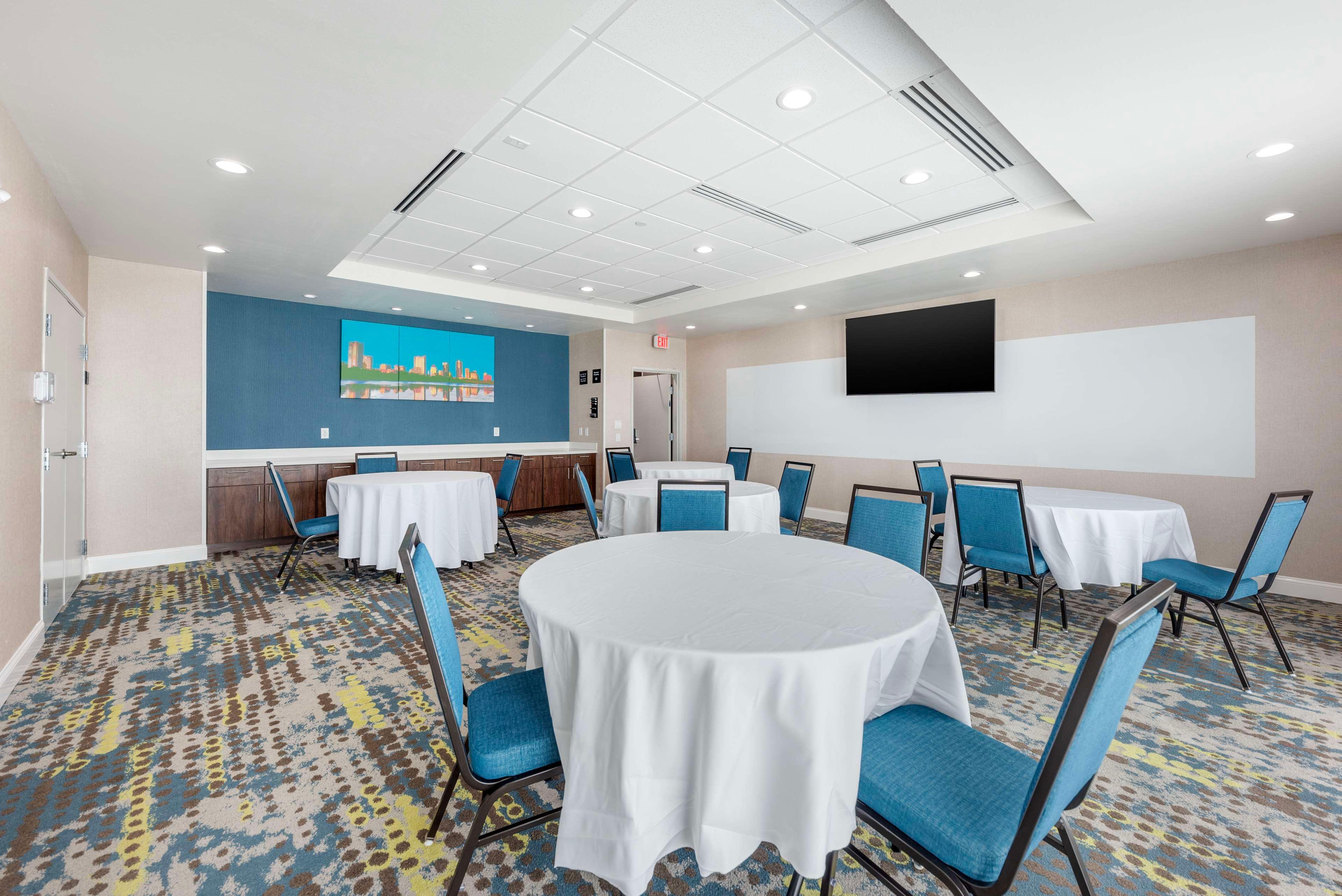 Centro de Negocios Hampton Inn Harker Heights