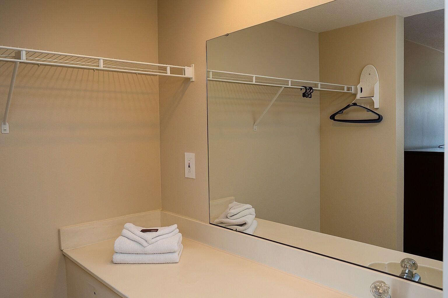 Equipamiento de Habitación Serena Inn