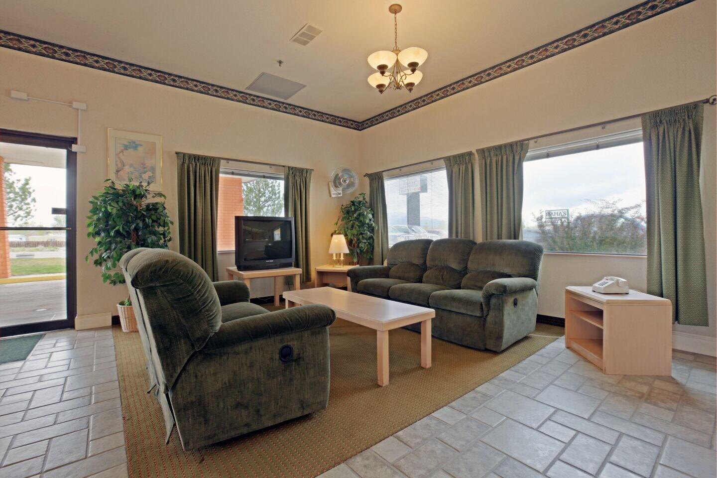 Vista Lobby ComfortInn Battle Mountain Midway Elko Winnemucca