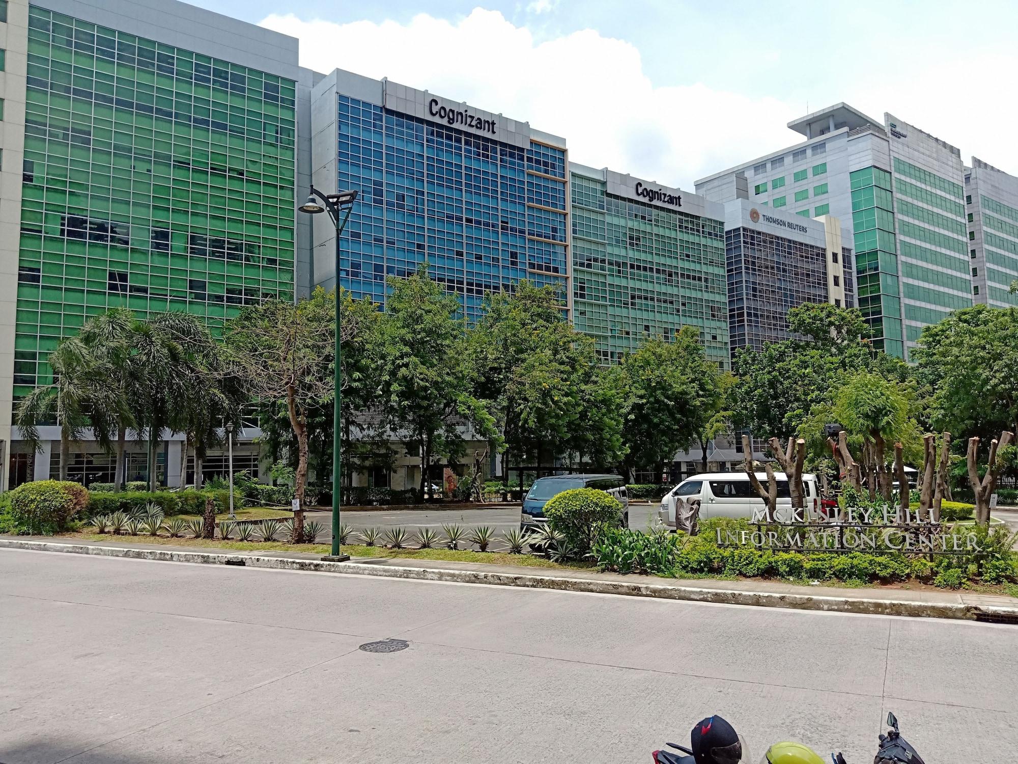 Vista Exterior Grace at Mckinley Hill Global City