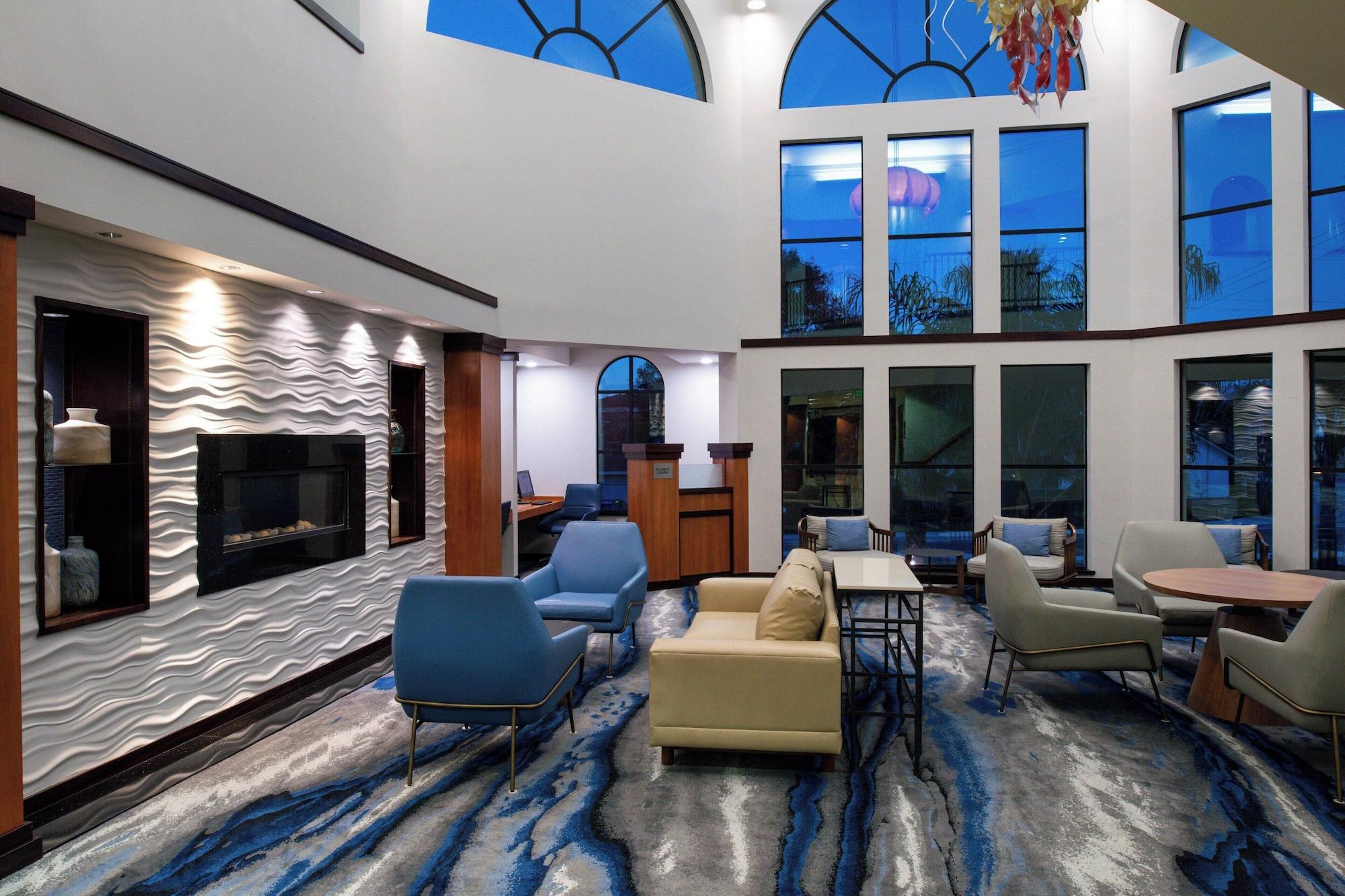Vista Lobby Fairfield Inn & Suites Santa Cruz - Capitola