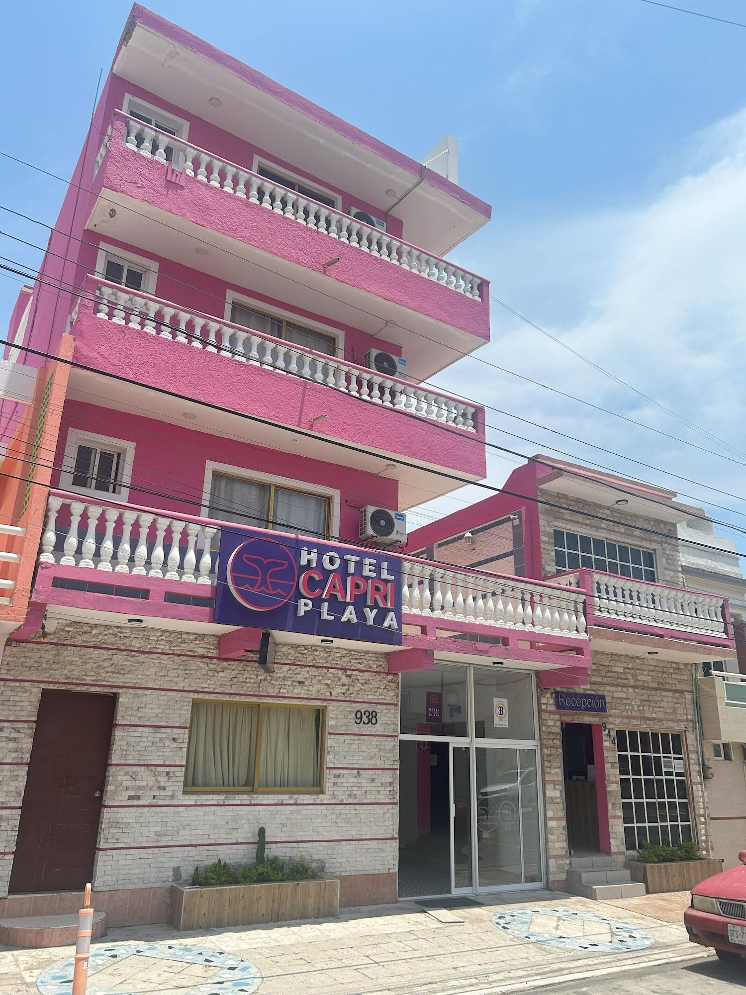 Vista Exterior Hotel Capri Playa