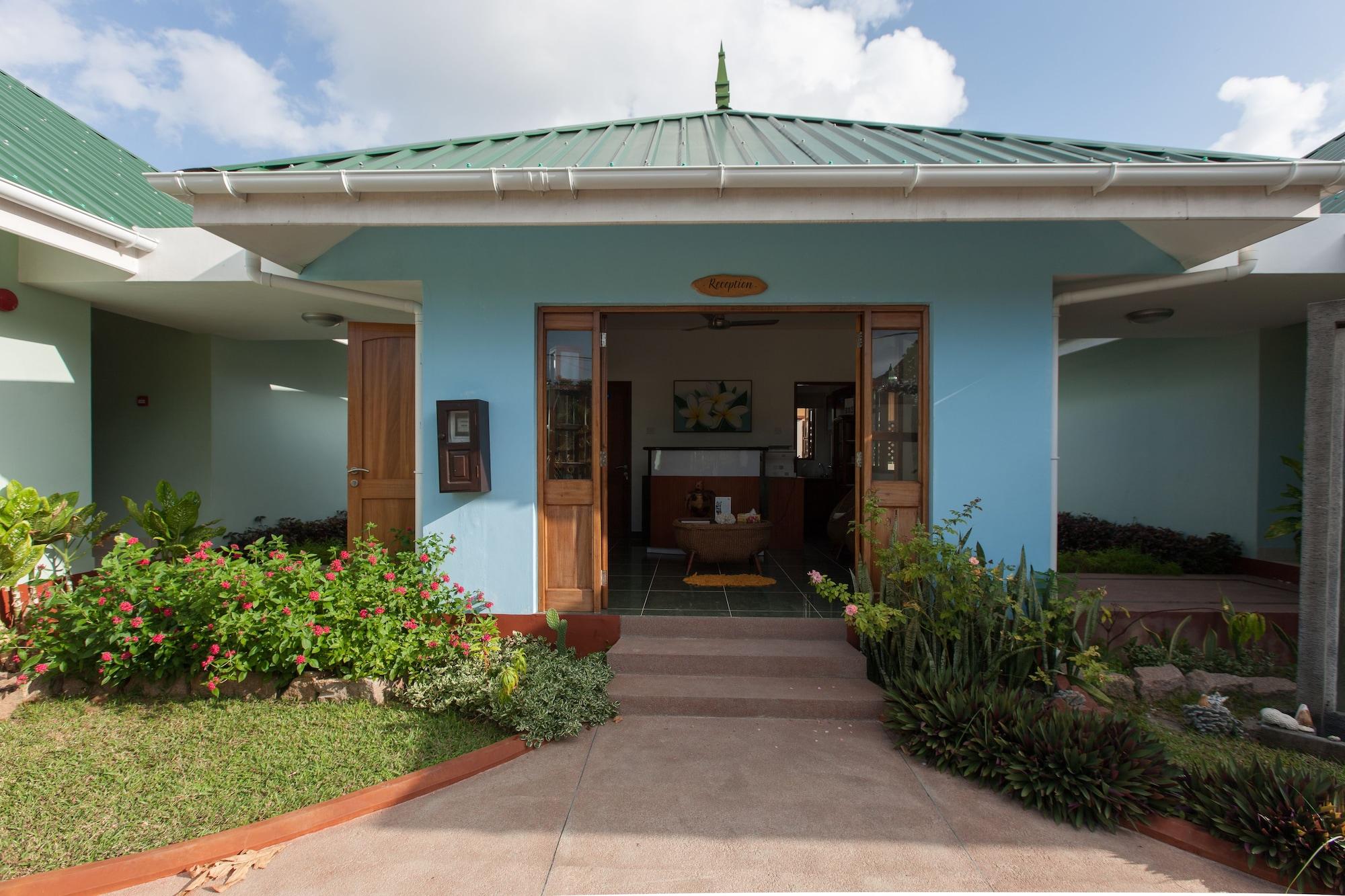 Vista Exterior Le Relax Self-Catering