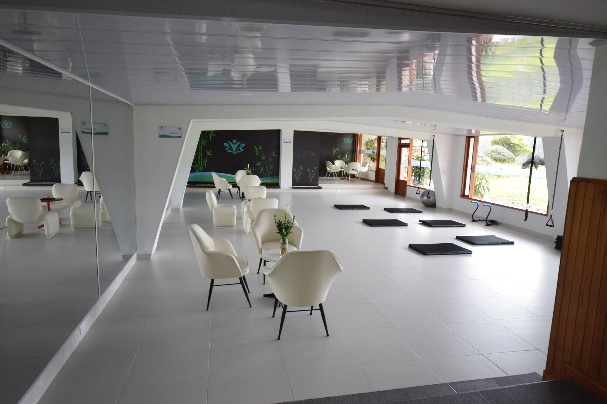 Gimnasio D'Acosta Hotel Sochagota