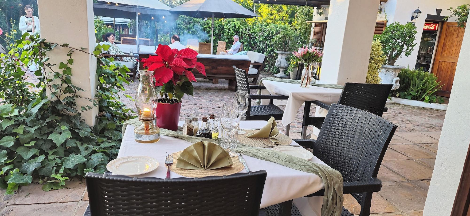 Restaurant De Leeuwenhof Estate