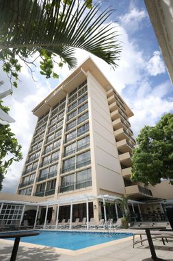 The Courtleigh Hotel and Suites