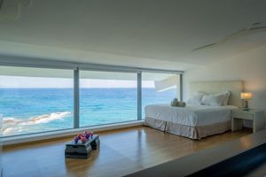 Renta temporal - Icarus Luxury Beachfront Villa