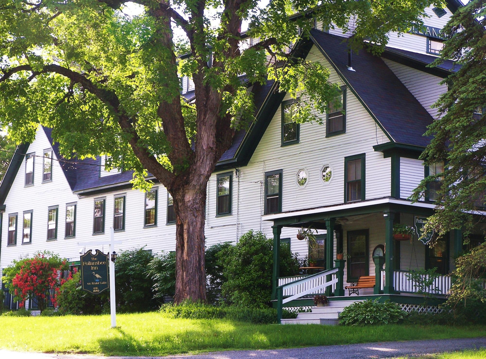 Varios Follansbee Inn